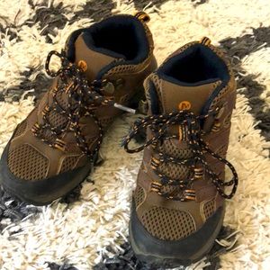 Merrell kid hiking boots